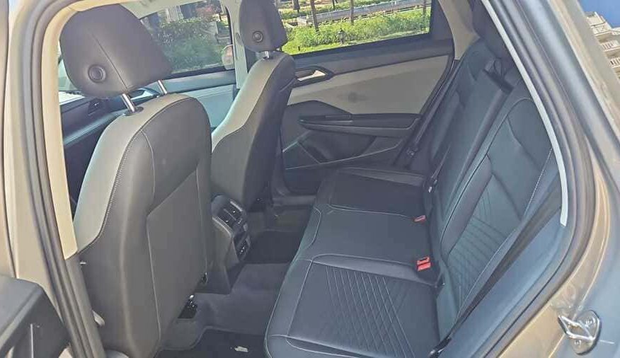 Volkswagen Taos 1.4250 TSI Total Flex Comfortline Automático