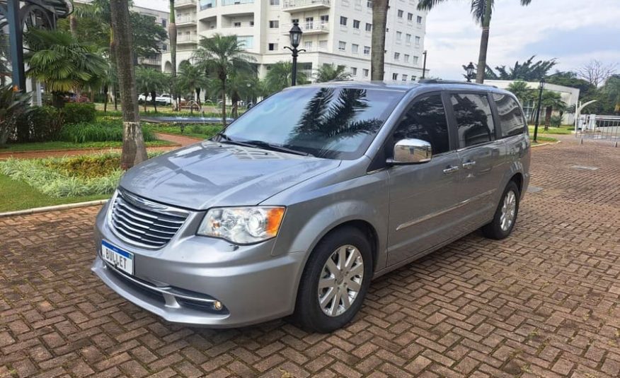 Chrysler Town & Country 3.6 Limited V6 Gasolina 4 Portas Automático