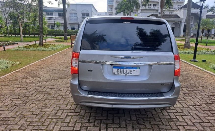 Chrysler Town & Country 3.6 Limited V6 Gasolina 4 Portas Automático