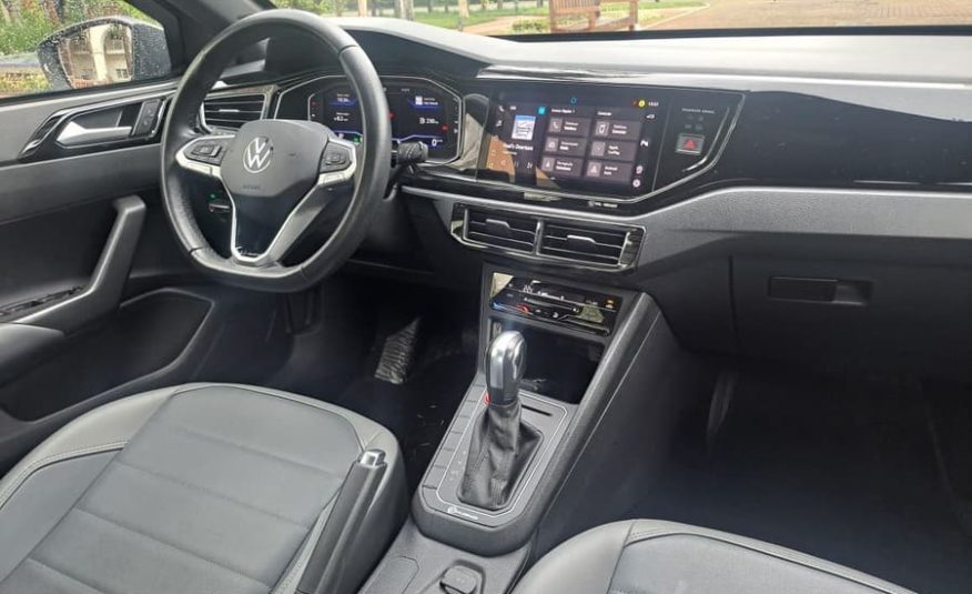Volkswagen Nivus 1.0 200 TSI Total Flex Highline Automático