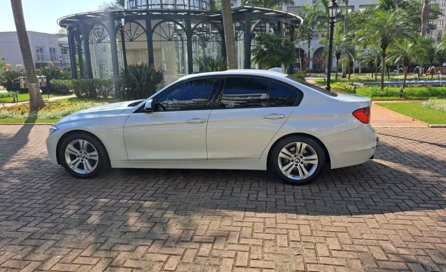 BMW 320I 2.0 Sport GP 16V Turbo Active Flex 4P Automático