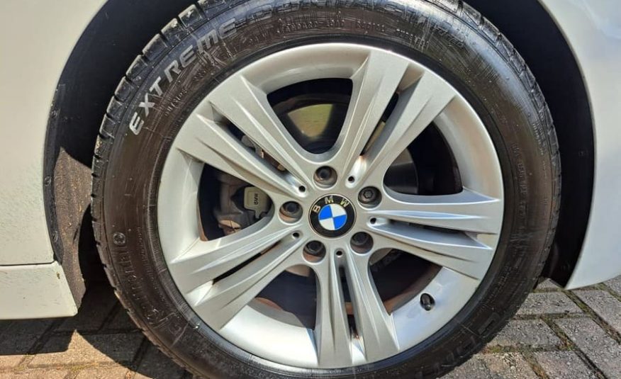 BMW 320I 2.0 Sport GP 16V Turbo Active Flex 4P Automático