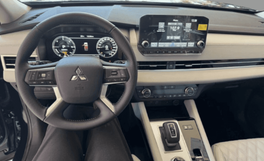 MITSUBISHI OUTLANDER 2.4 PHEV HPE-S S-AWC DHT