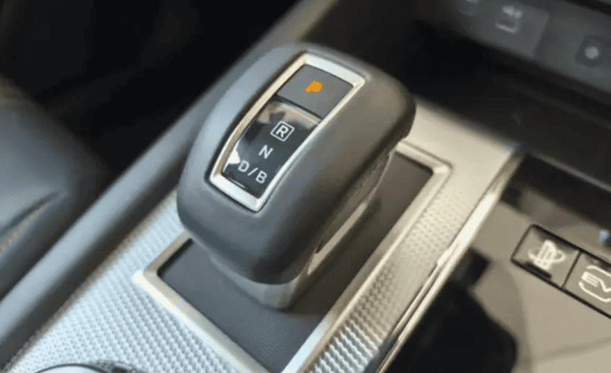 MITSUBISHI OUTLANDER 2.4 PHEV SIGNATURE S-AWC DHT