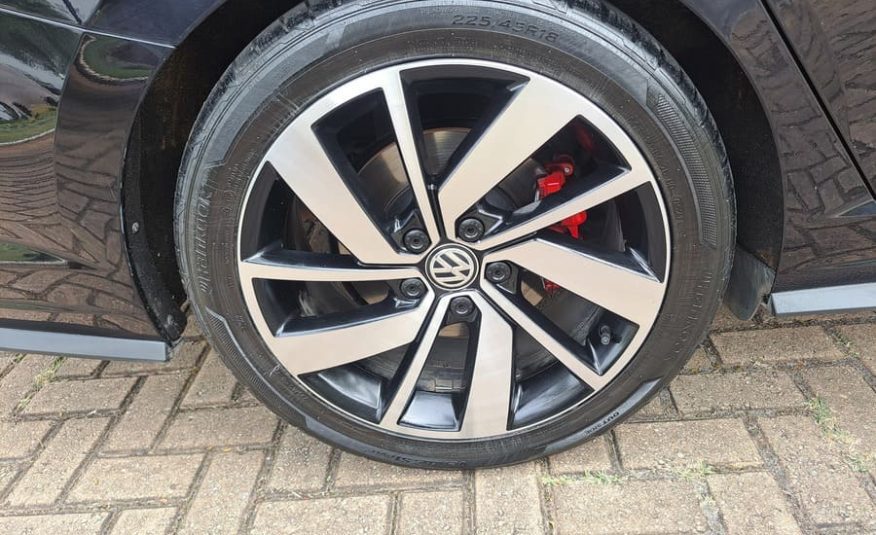 Volkswagen Jetta GLI 2.0 350 TSI Gasolina DSG