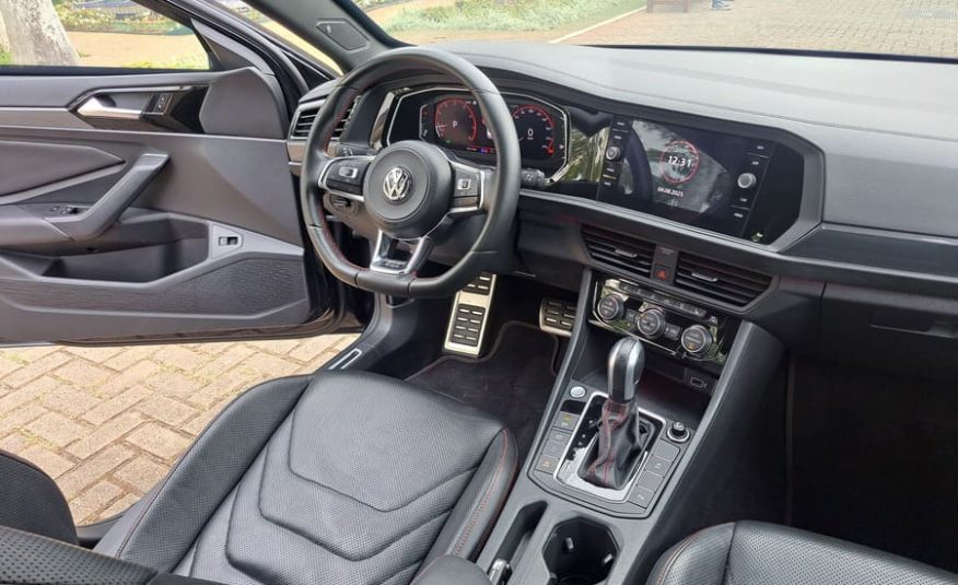 Volkswagen Jetta GLI 2.0 350 TSI Gasolina DSG