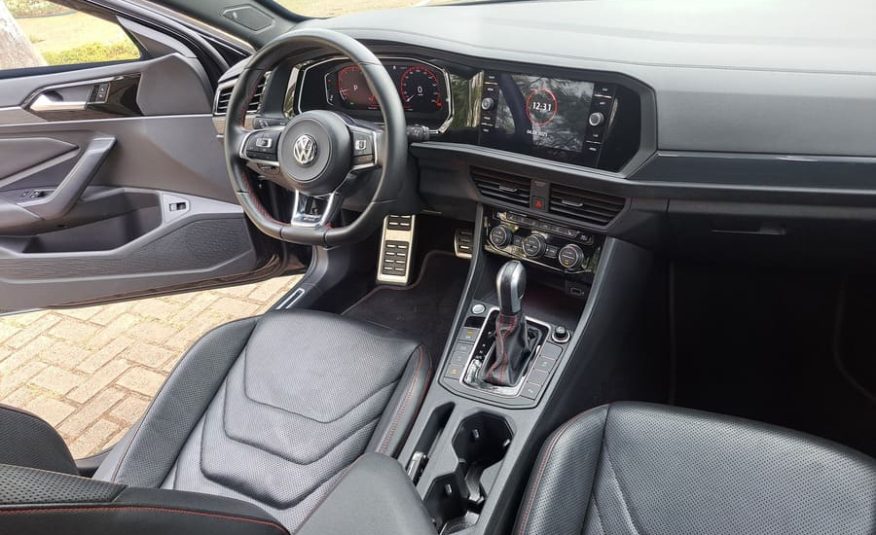 Volkswagen Jetta GLI 2.0 350 TSI Gasolina DSG