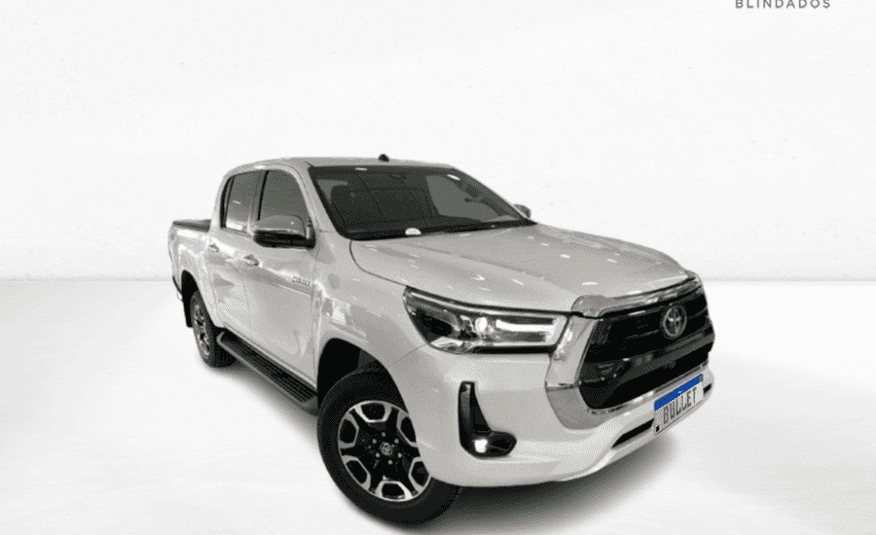 Toyota Hilux 2.8 D-4D Turbo Diesel CD SRX 4×4 Automática