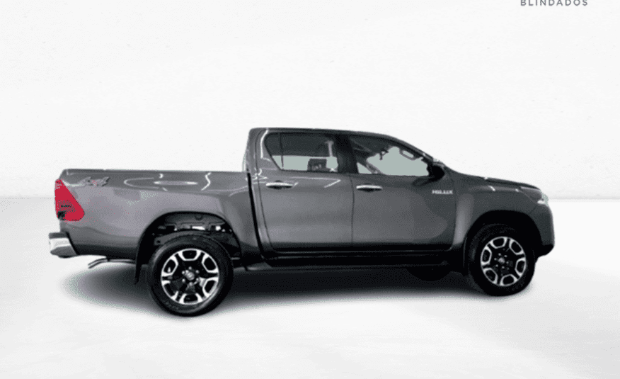 Toyota Hilux 2.8 D-4D Turbo Diesel CD SRV 4×4 Automático