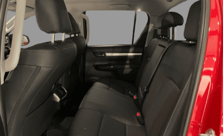Toyota Hilux 2.8 D-4D Turbo Diesel CD SRX Plus 4×4 Automático