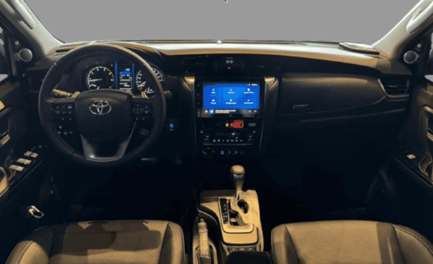 Toyota Hilux SW4 2.8 D-4D Turbo Diesel SRX Platinum 7L 4×4 Automático