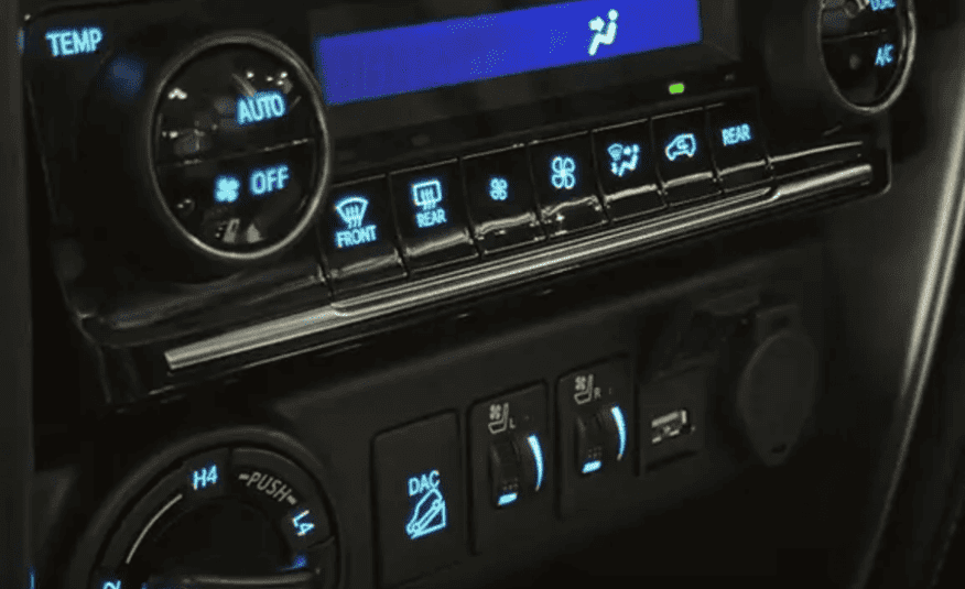 Toyota Hilux SW4 2.8 D-4D Turbo Diesel SRX Platinum 7L 4×4 Automático