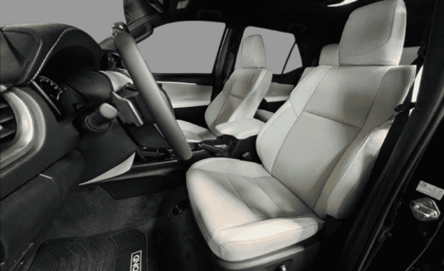 Toyota Hilux SW4 2.8 D-4D Turbo Diesel Diamond 7L 4×4 Automático