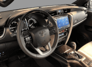 Toyota Hilux SW4 2.8 D-4D Turbo Diesel Diamond 7L 4×4 Automático