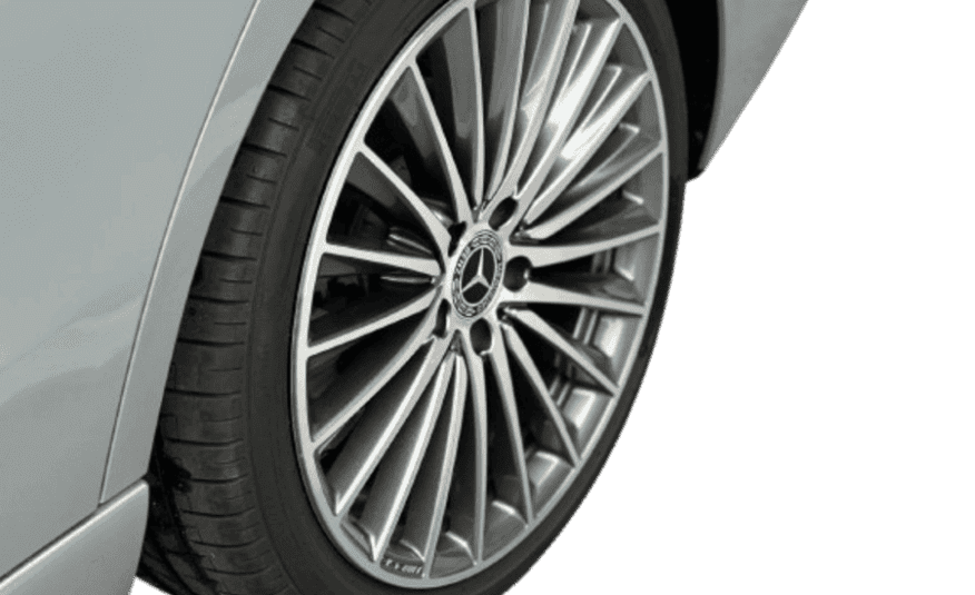 Mercedez-Benz C 200 1.5 EQ Boost Híbrido AMG Line 9G-Tronic