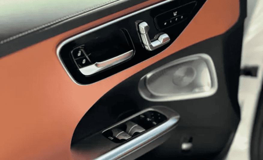 Mercedes-Benz C 300 2.0 EQ Boost Híbrido AMG Line 9G-Tronic