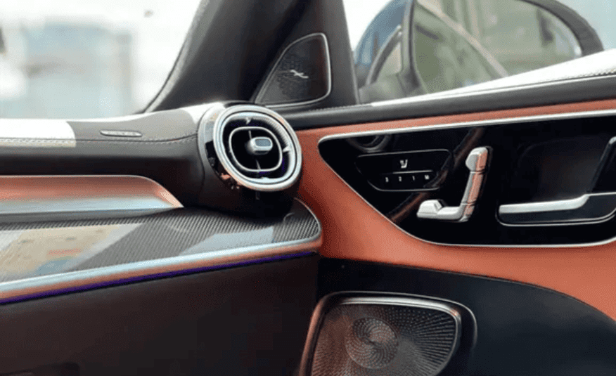 Mercedes-Benz C 300 2.0 EQ Boost Híbrido AMG Line 9G-Tronic