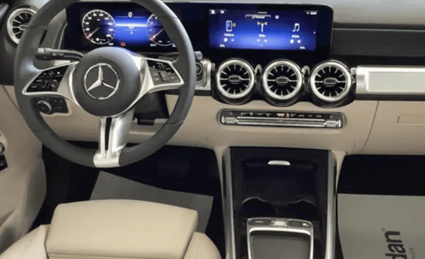 Mercedes-Benz GLB 220 2.0 Mhev Progressive 4Matic 8G-DCT