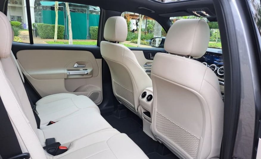 Mercedes-Benz GLB 220 2.0 Mhev Progressive 4Matic 8G-DCT