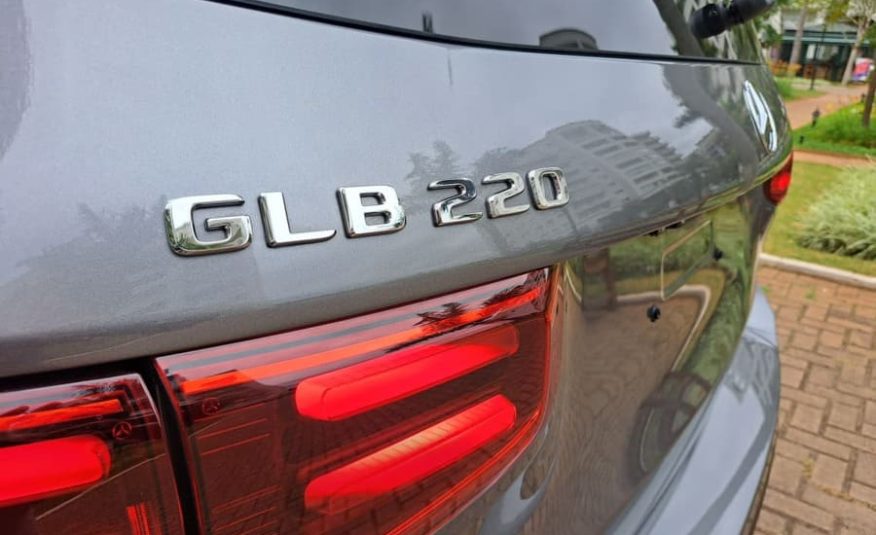 Mercedes-Benz GLB 220 2.0 Mhev Progressive 4Matic 8G-DCT