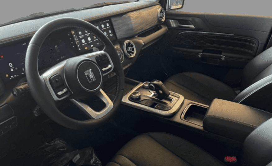 GWM TANK 300 2.0 HI4-T PHEV 4×4 9HAT