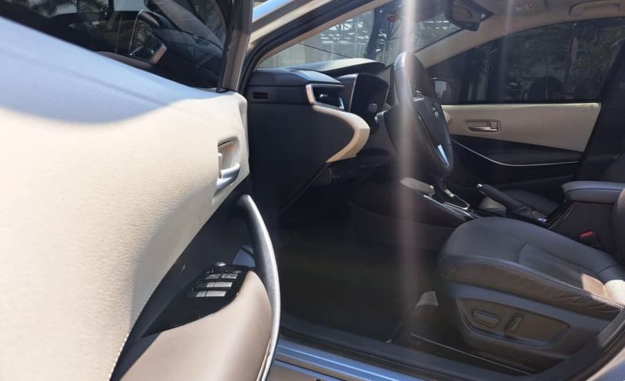 Toyota Corolla 1.8 VVT-I Hybrid Flex Altis Premium CVT