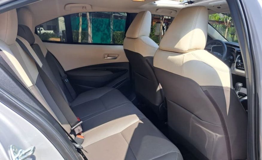 Toyota Corolla 1.8 VVT-I Hybrid Flex Altis Premium CVT