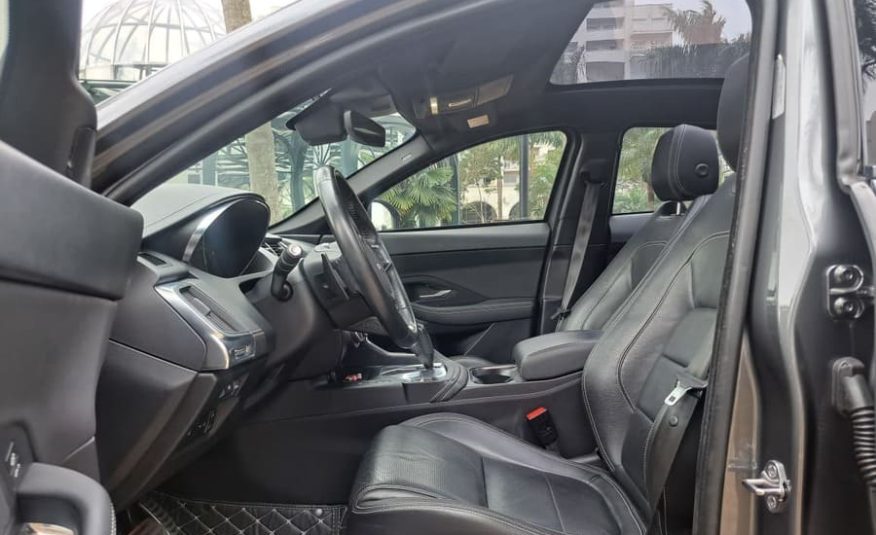 Jaguar E-Pace 2.0 16V P250 Flex R-Dynamic S AWD Automático