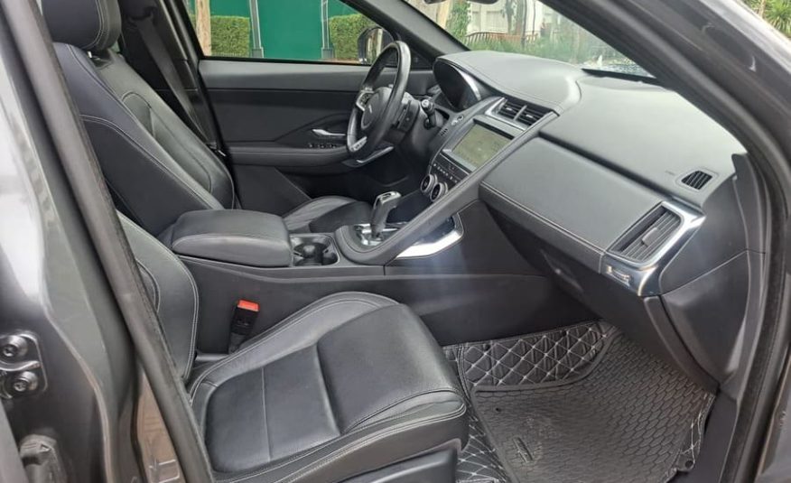 Jaguar E-Pace 2.0 16V P250 Flex R-Dynamic S AWD Automático