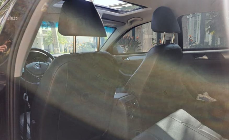 Volkswagen Jetta 1.4 16v TSI Comfortline Gasolina Gasolina 4P Automático