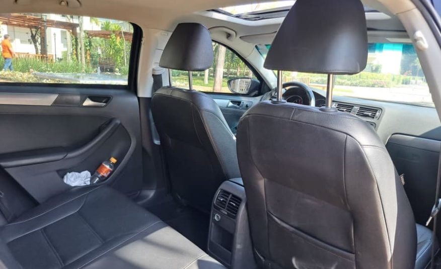 Volkswagen Jetta 1.4 16v TSI Comfortline Gasolina Gasolina 4P Automático