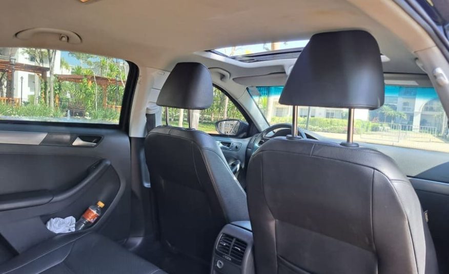 Volkswagen Jetta 1.4 16v TSI Comfortline Gasolina Gasolina 4P Automático