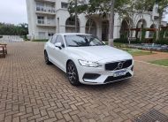 Volvo S60 2.0 T4 Momentum Gasolina 4P Automático