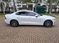 Volvo S60 2.0 T4 Momentum Gasolina 4P Automático