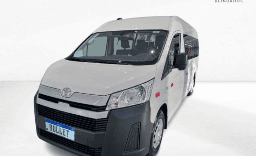 Toyota Hiace 2.8 D-4D Turbo Diesel Minibus 15+1 DX Automático