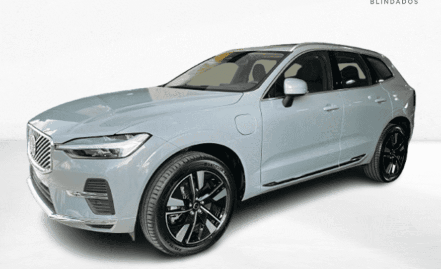 Volvo XC60 2.0 T8 PHEV PLUS AWD Geartronic