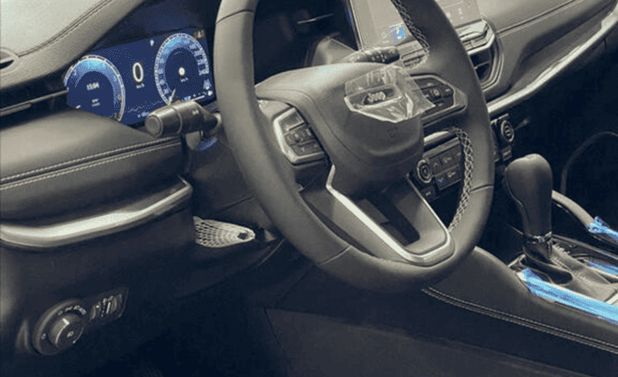 Jeep Commander 1.3 T270 Turbo Flex Longitude AT6