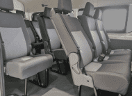 Toyota Hiace 2.8 D-4D Turbo Diesel Minibus 15+1 DX Automático