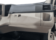 Toyota Hiace 2.8 D-4D Turbo Diesel Minibus 15+1 DX Automático