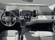 Toyota Hiace 2.8 D-4D Turbo Diesel Minibus 15+1 DX Automático