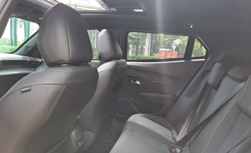Peugeot 2008 1.0 Turbo 200 Hybrid GT CVT