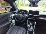 Peugeot 2008 1.0 Turbo 200 Hybrid GT CVT