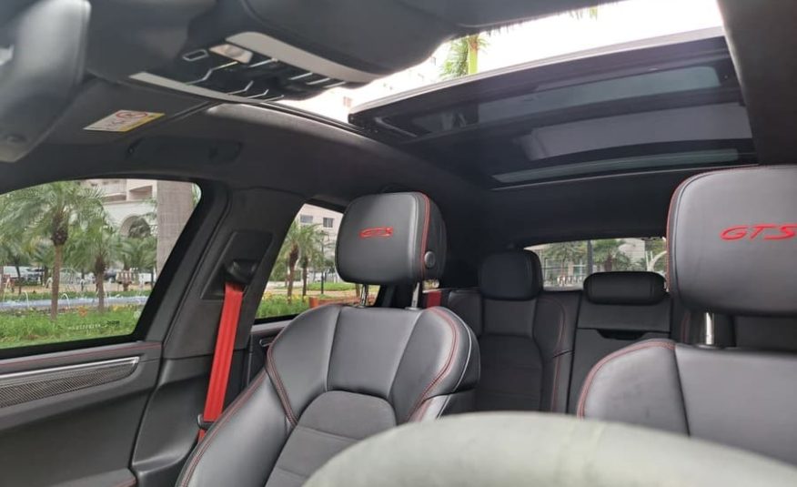 Porsche Macan 2.9 V6 Biturbo Gasolina GTS PDK