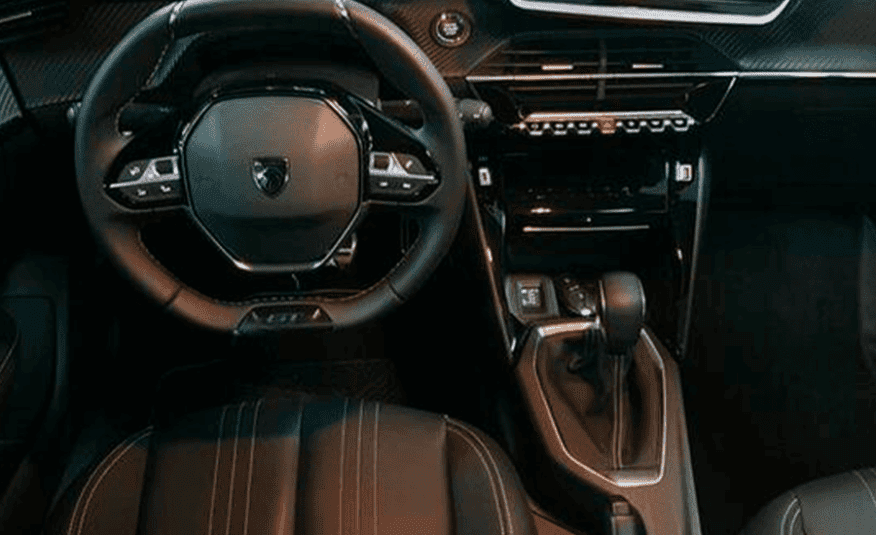 Peugeot 208 1.0 Turbo 200 Hybrid GT CVT