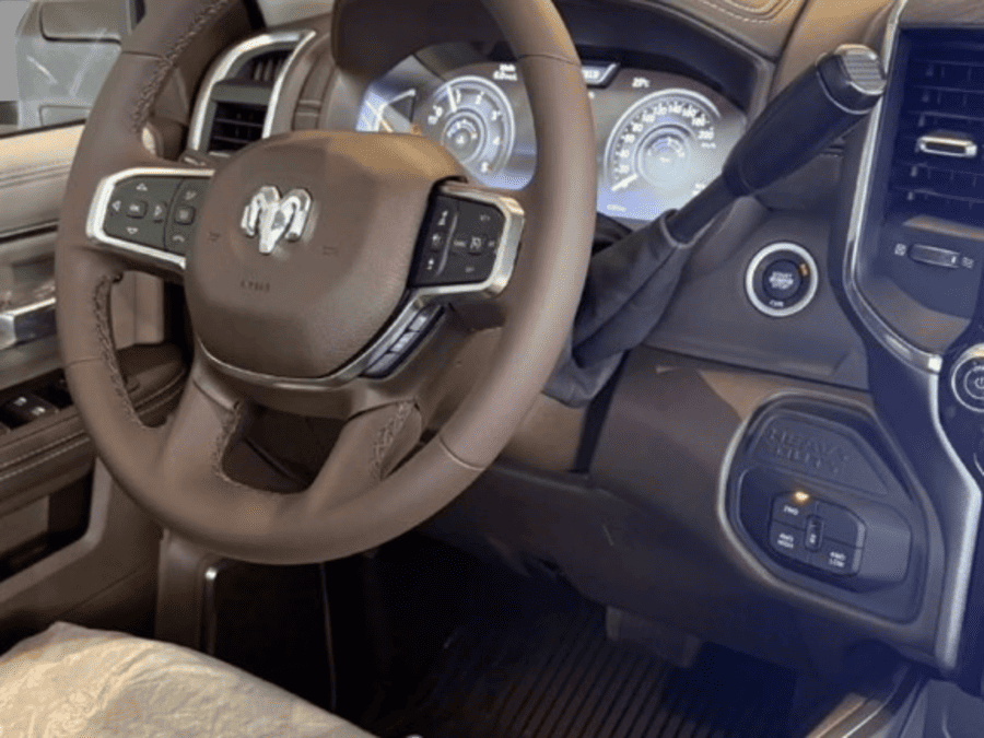 RAM 2500 6.7 I6 Turbo Diesel Laramie CD 4×4 Automático