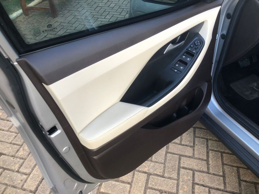 Hyundai Creta 2.0 Flex Ultimate Automático